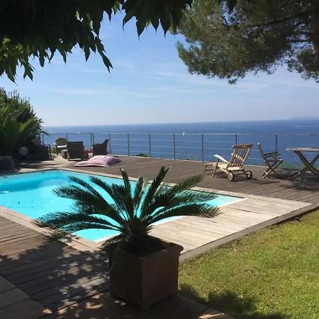 Vila Cavaliere Sleeps 6 Pool Air Con Wifi