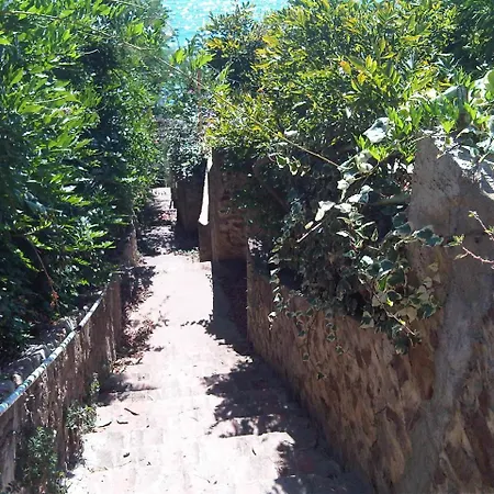 Cavaliere Sleeps 6 Pool Air Con Wifi