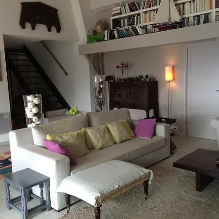 Villa Cavaliere Sleeps 6 Pool Air Con Wifi